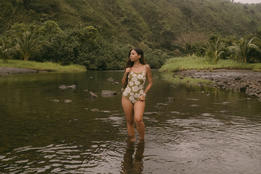 Mila One Piece TAE Vintage Hau